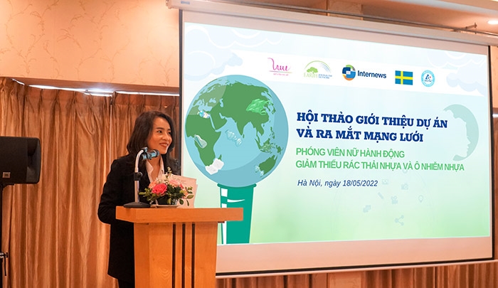 Les femmes reporters agissent pour réduire la pollution plastique